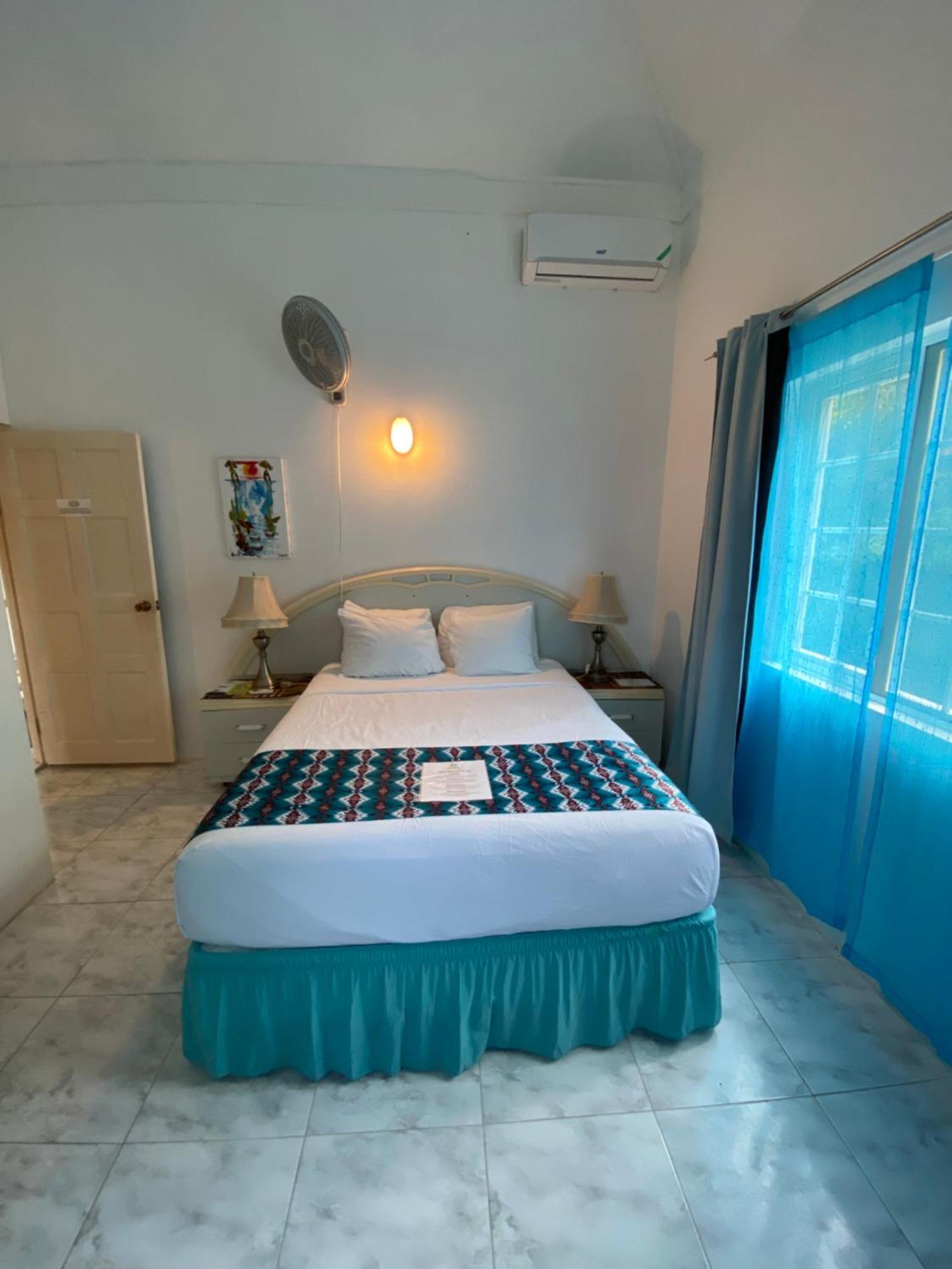 All Nations Guest House Порт-Антонио Экстерьер фото